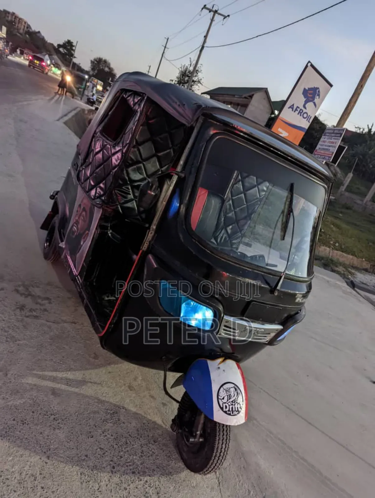 TVS 2022 Black