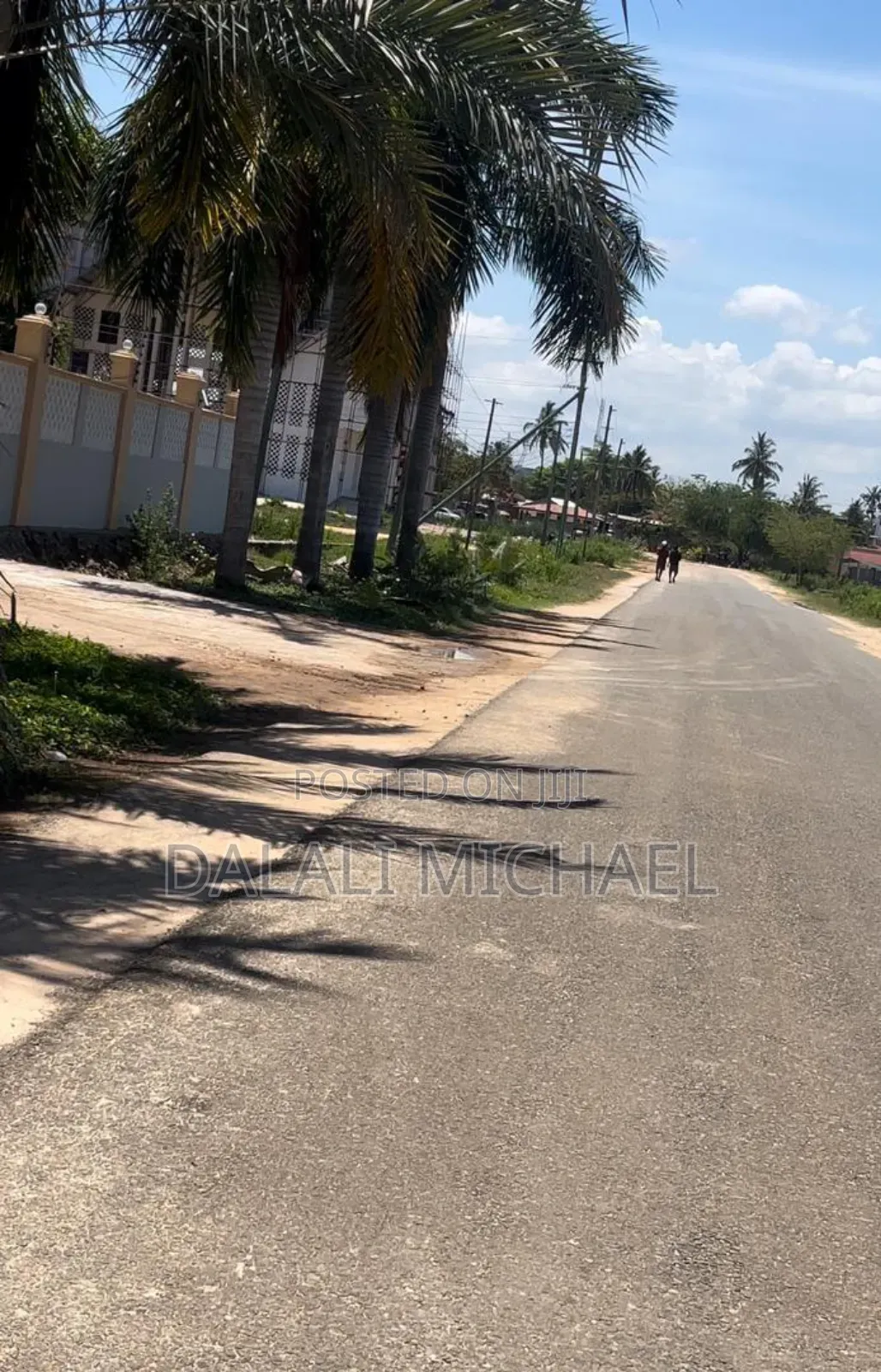 5bdrm House in Bahari Beach, Kunduchi for sale