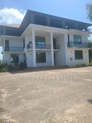 5bdrm House in Kigamboni for sale