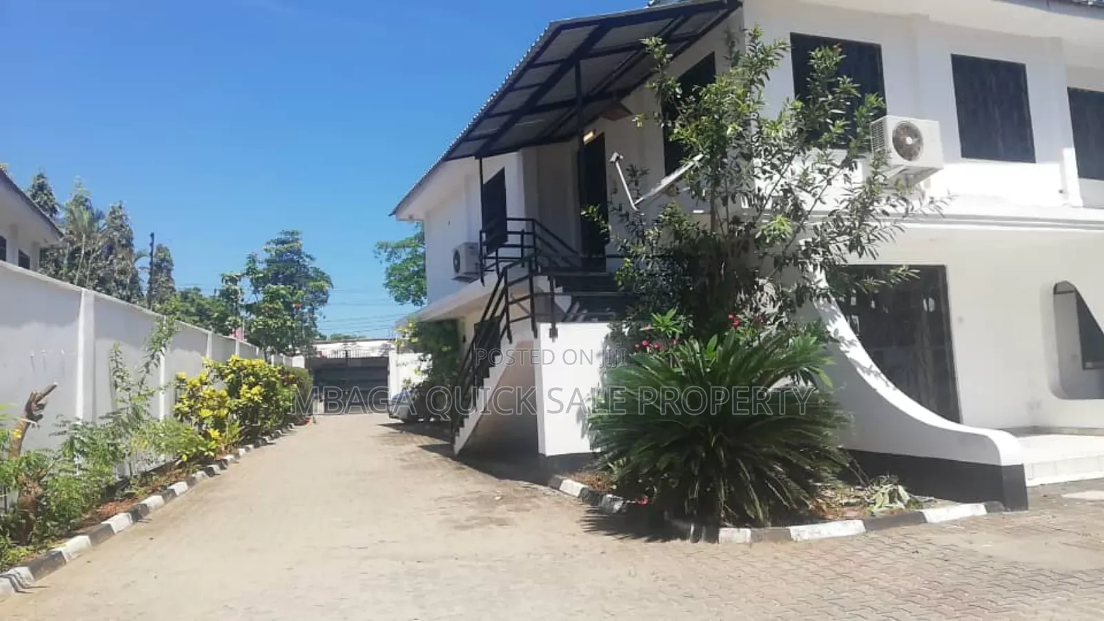 6bdrm House in Masaki Chole Road for rent
