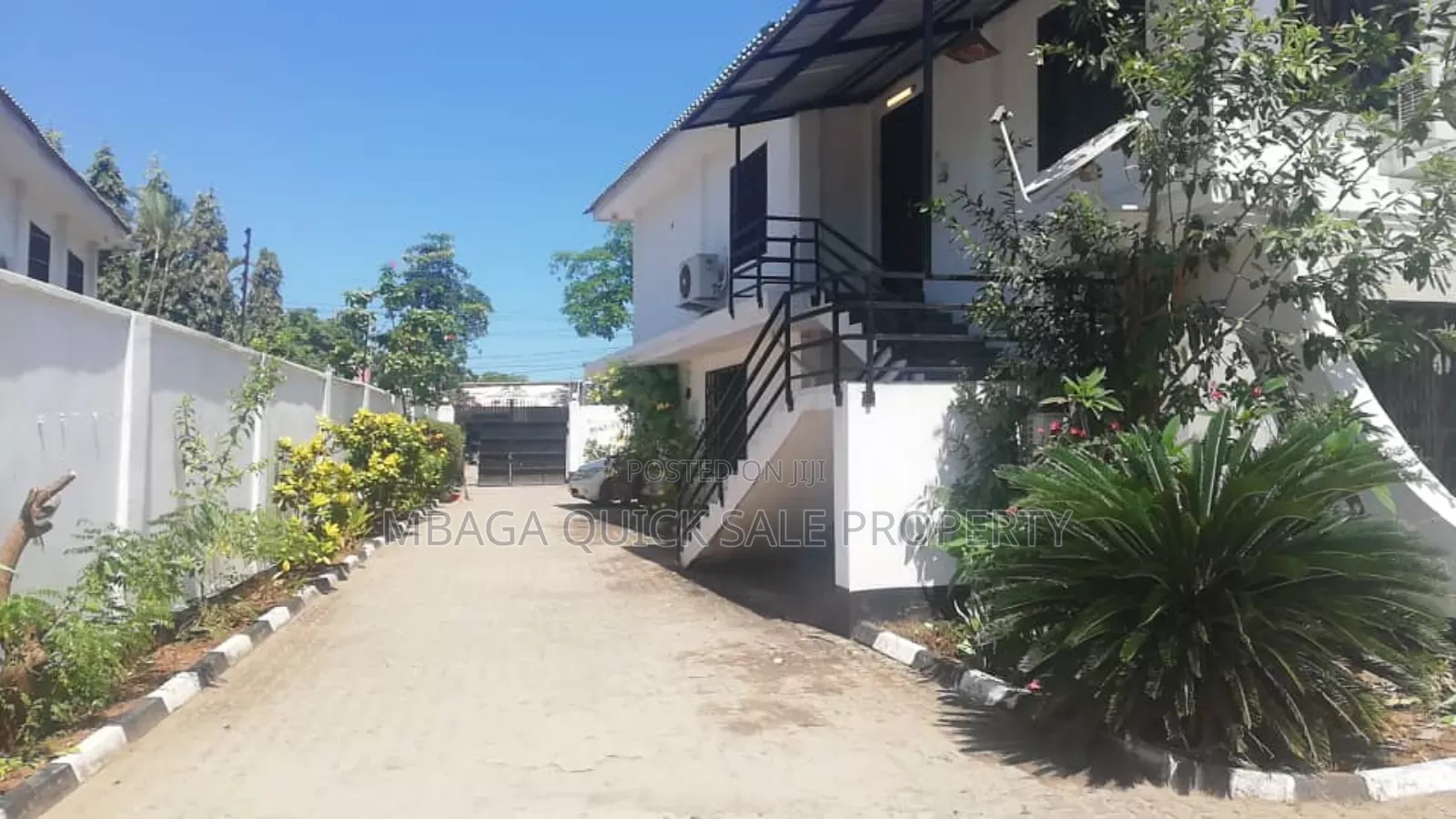 6bdrm House in Masaki Chole Road for rent