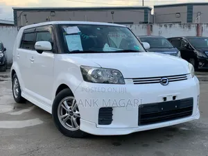 Toyota Corolla Rumion Hatchback 1.5 FWD 2008 White