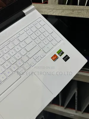 New Laptop HP Victus 15 16GB AMD Ryzen 5 SSD 512GB