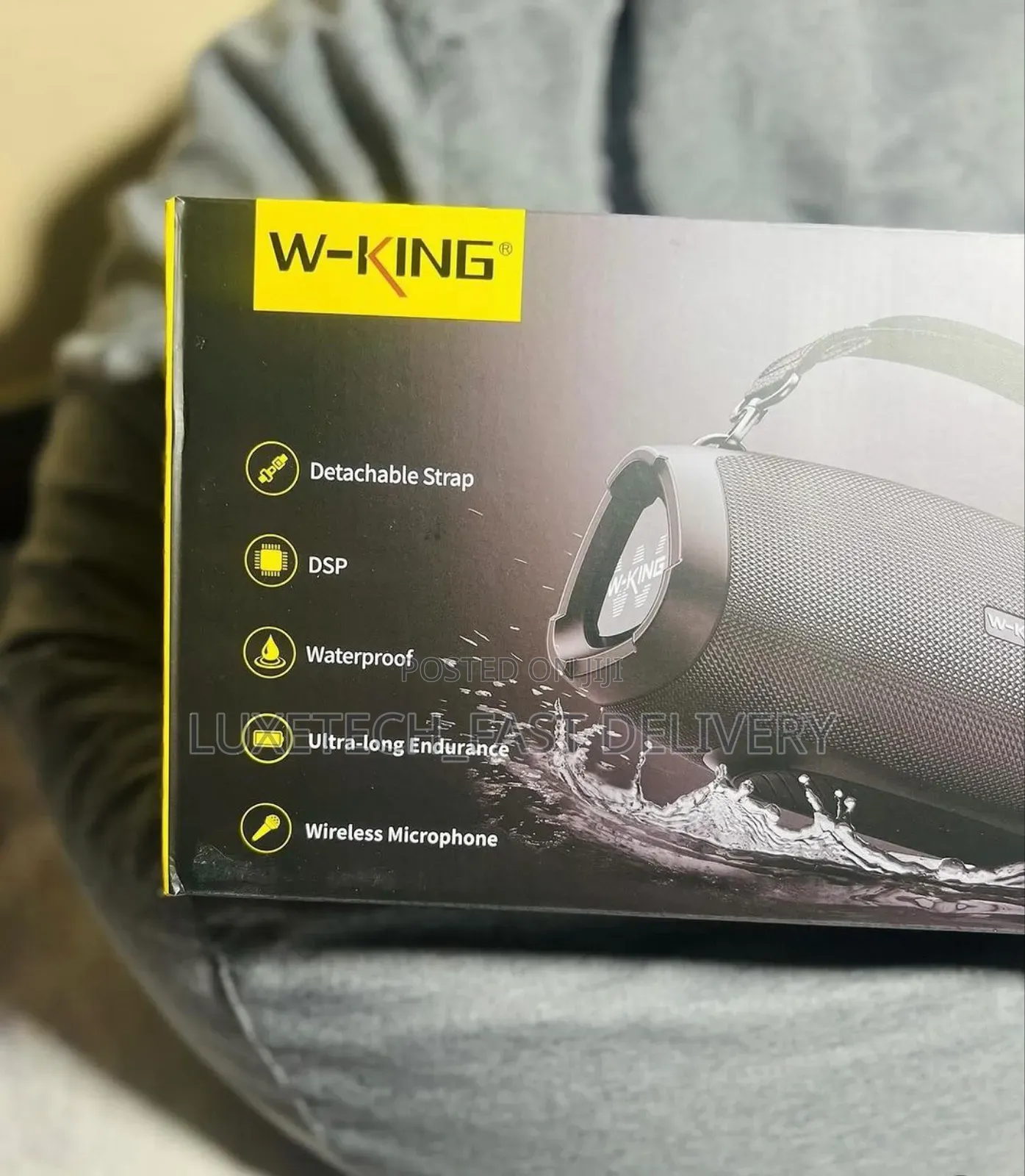 W-King X10 King of Bass Speaker With Wireless Mic