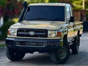 Toyota Land Cruiser 2023 Beige