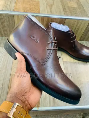 Clarks Boots/Higher Neck Shoes/Travota