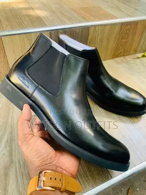 Clarks Boots/Higher Neck Shoes/Travota