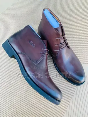 Clarks Boots/Higher Neck Shoes/Travota