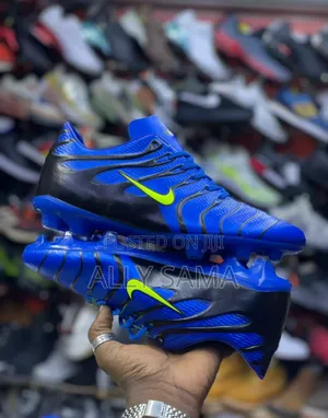 Mens Football Boots NIKE
