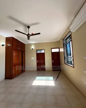 3bdrm Apartment in Dalalipapaatzseven, Kinondoni for rent