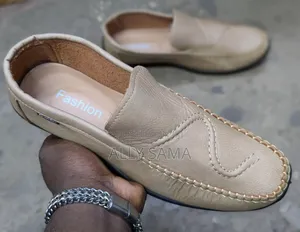 Mens Loafers Fashion Material Leather