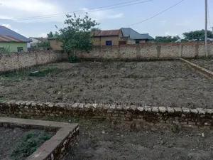 Viwanja Vinauzwa Vwawa