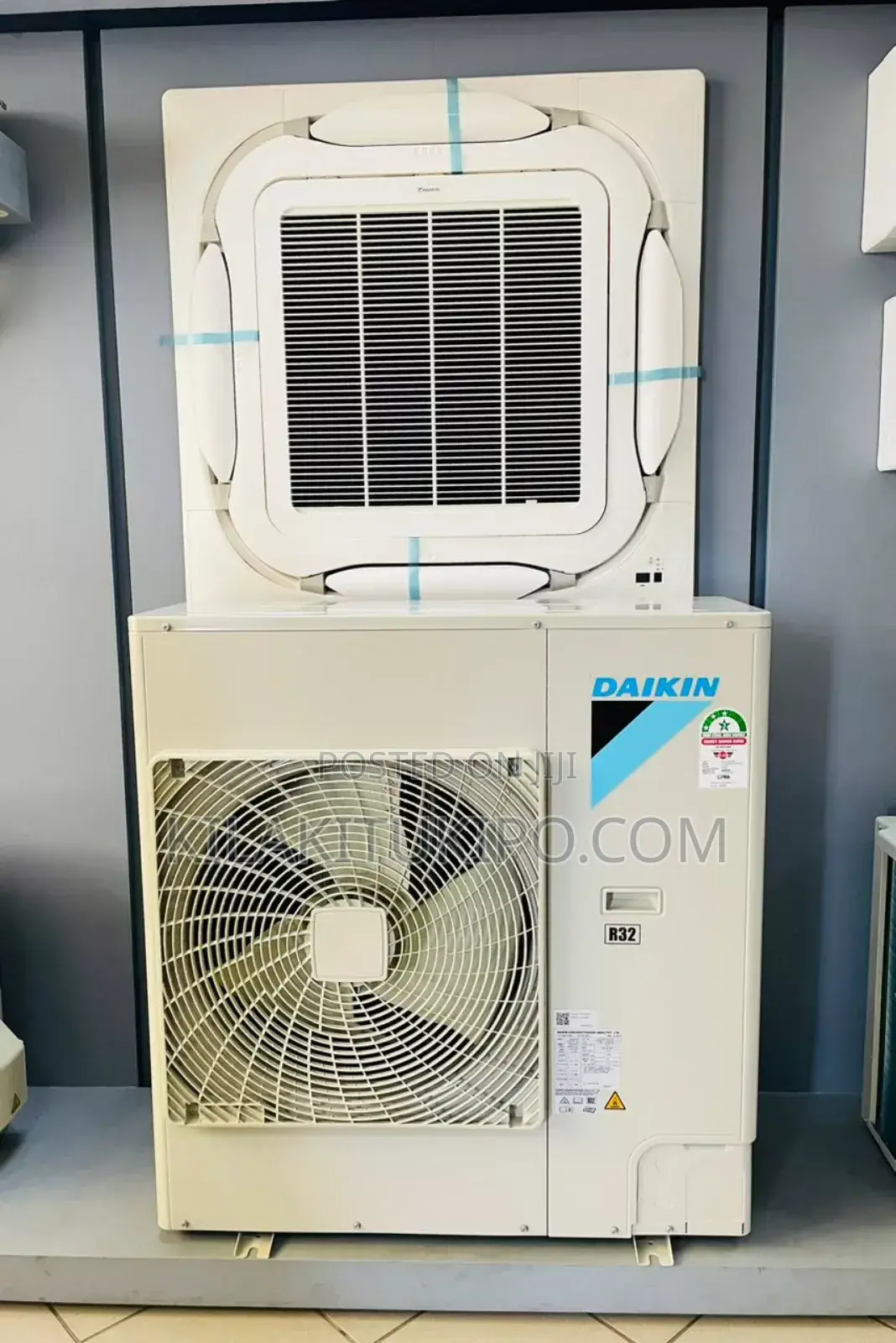 Daikan Cassette Air Condition Inverter 48000btu