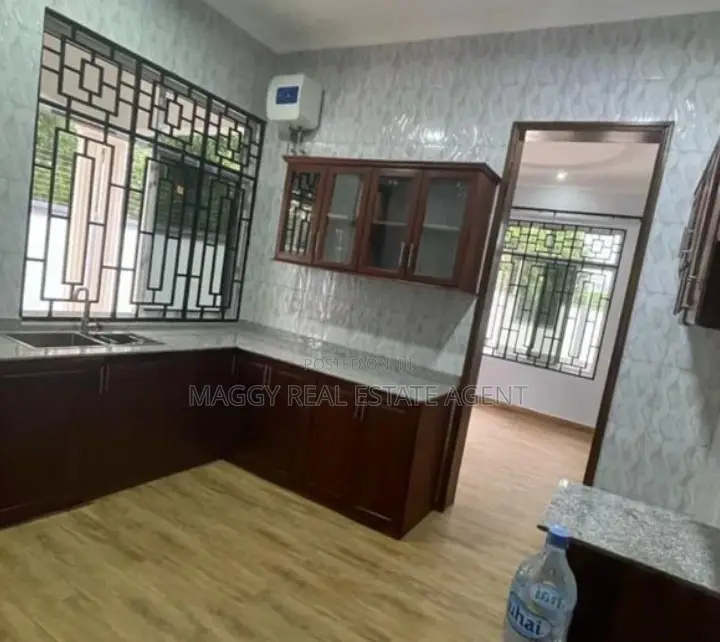 3bdrm House in Boko Magengeni, Bunju for rent