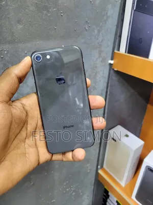 Apple iPhone 8 64 GB Black