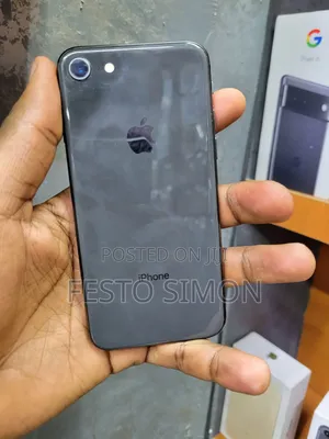Apple iPhone 8 64 GB Black