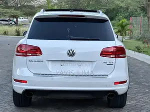 Volkswagen Touareg 2013 White