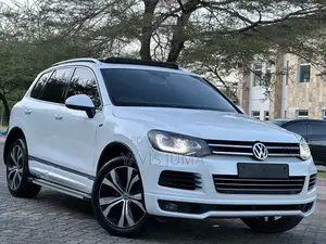 Volkswagen Touareg 2013 White