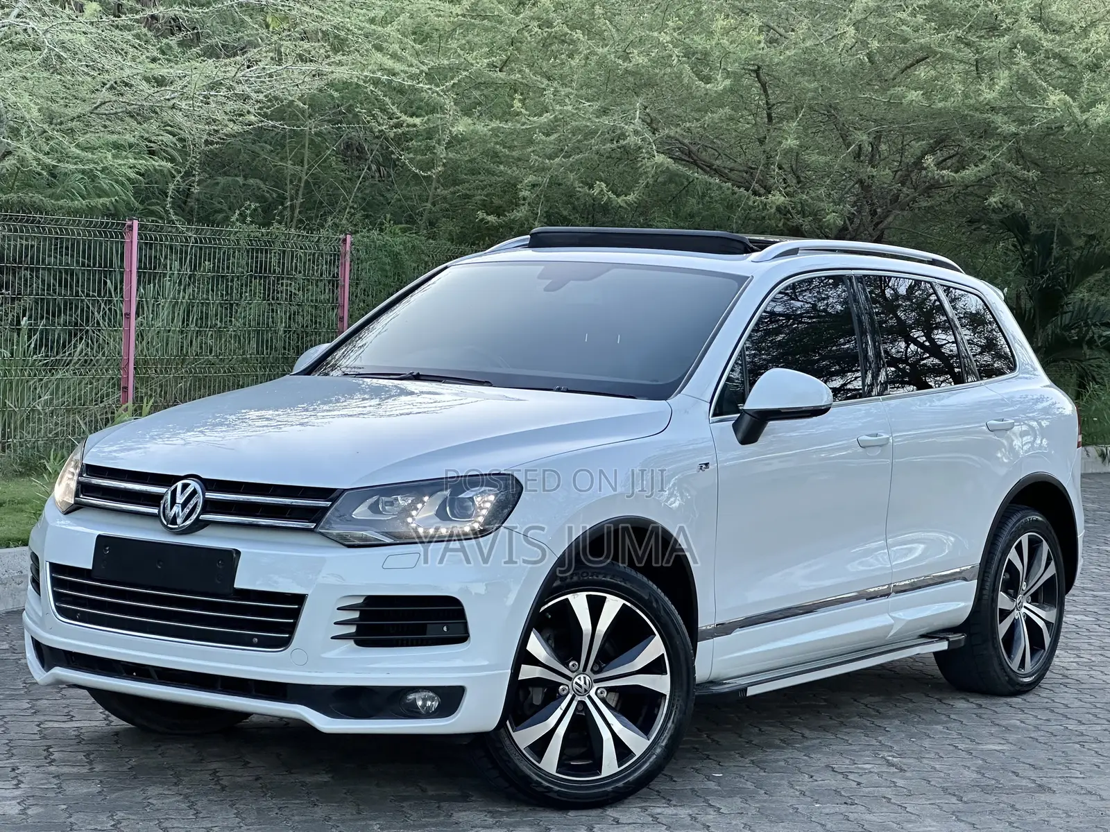 Volkswagen Touareg 2013 White