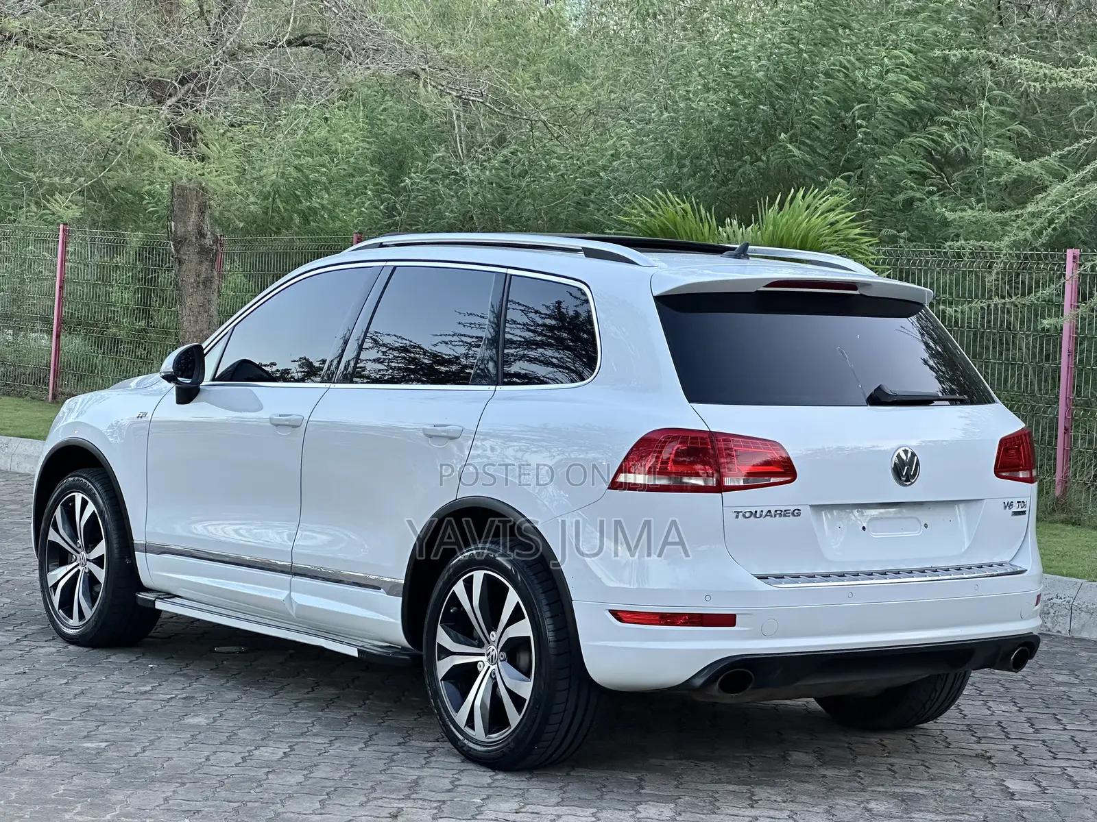 Volkswagen Touareg 2013 White
