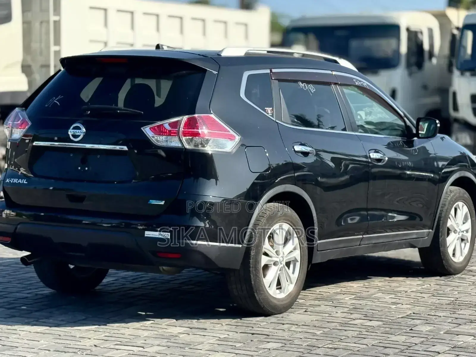 Nissan X-Trail 2.0 Petrol AWD 2014 Black