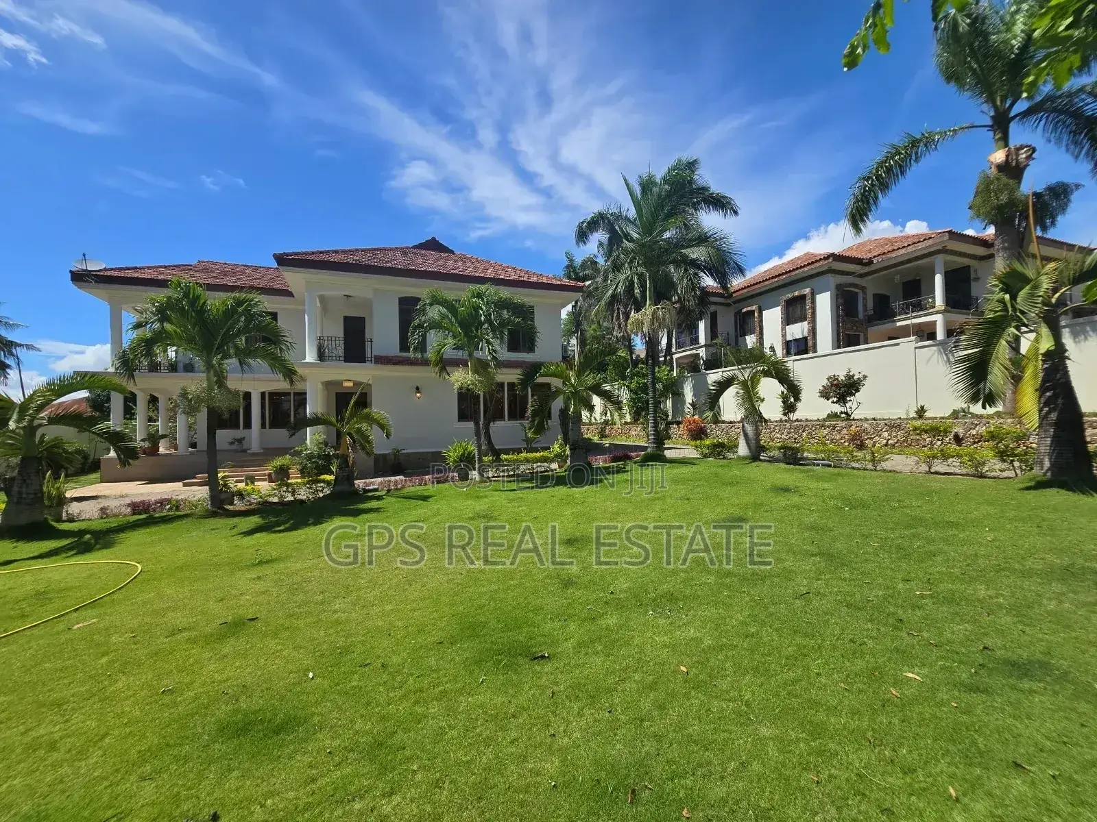 5bdrm House in Salasala Big Brother, Kinondoni for sale