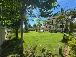 5bdrm House in Salasala Big Brother, Kinondoni for sale