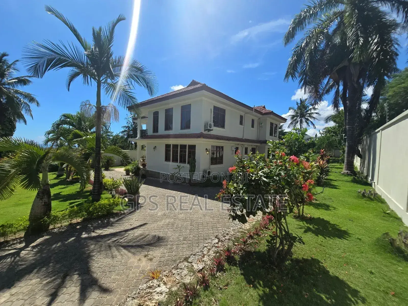 5bdrm House in Salasala Big Brother, Kinondoni for sale