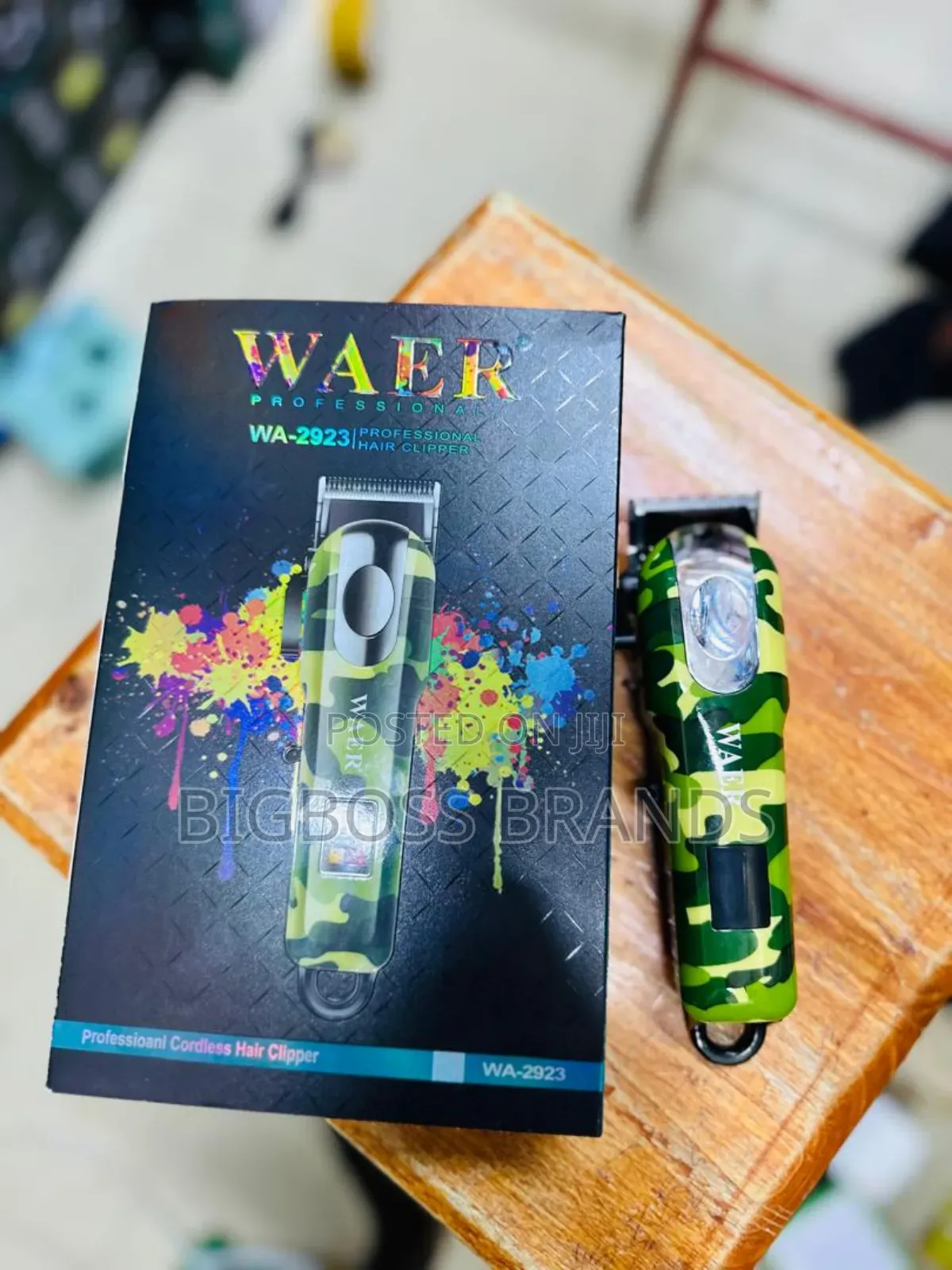 Waer Rechargeable Hair Cutting Machine Color Ya Kijeshi
