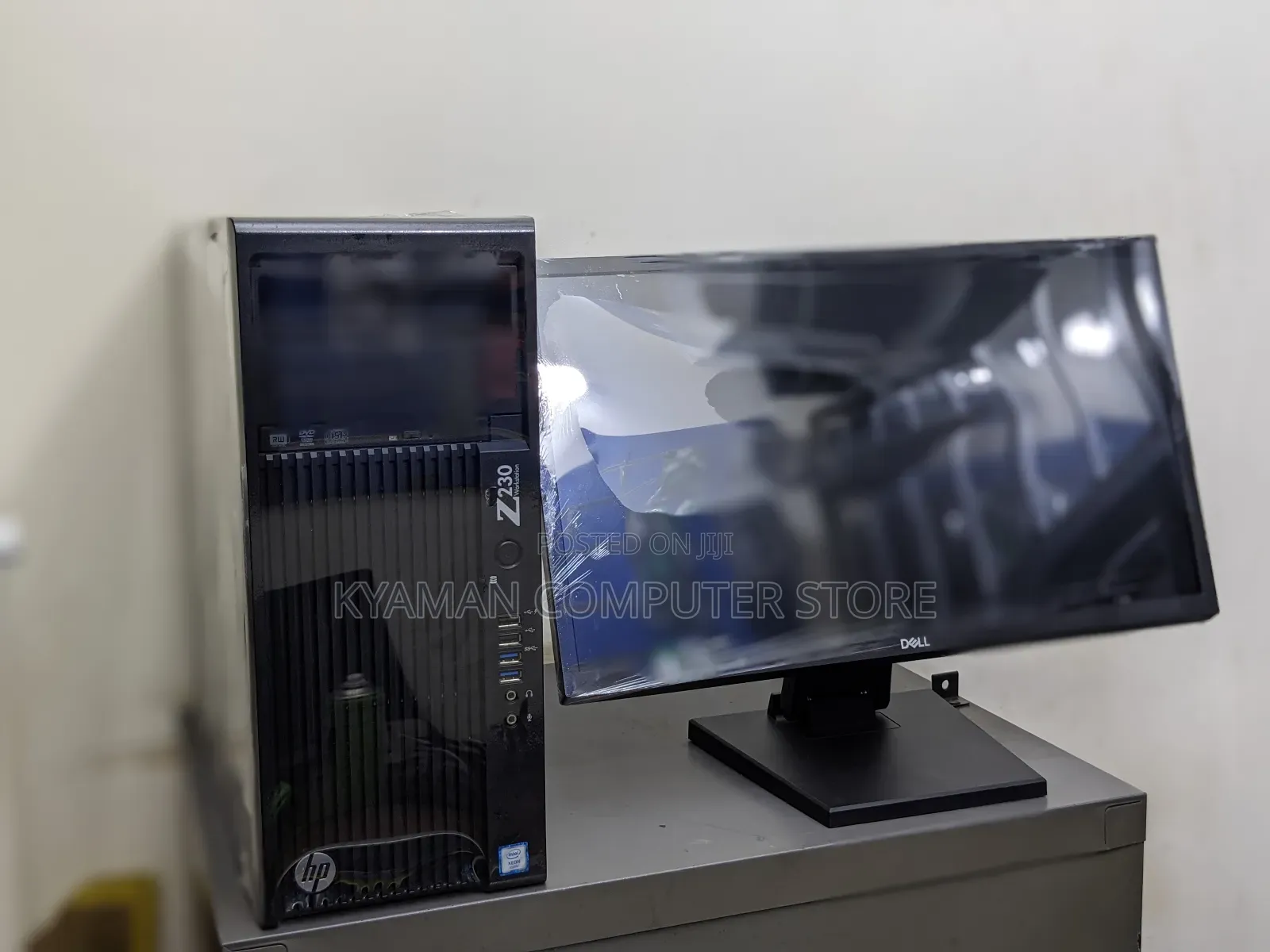 Desktop Computer HP Z230 4GB Intel Xeon HDD+SSD 500GB