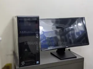 Desktop Computer HP Z230 4GB Intel Xeon HDD+SSD 500GB