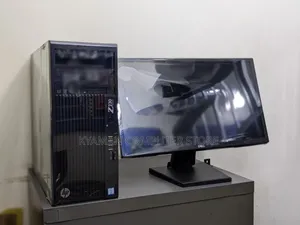 Desktop Computer HP Z230 4GB Intel Xeon HDD+SSD 500GB