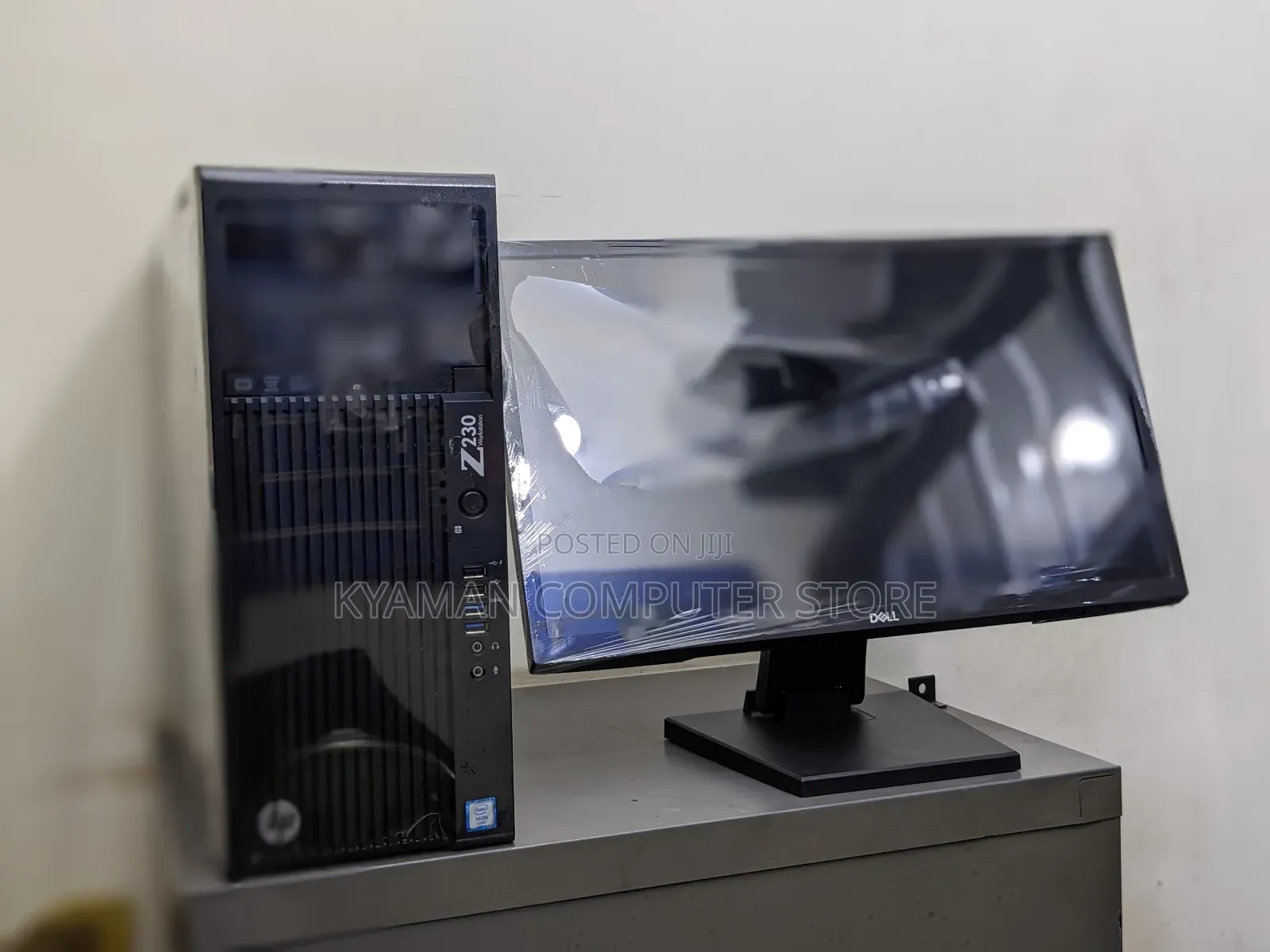 Desktop Computer HP Z230 4GB Intel Xeon HDD+SSD 500GB