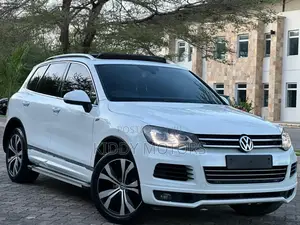 Volkswagen Touareg 2014 White