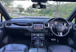Volkswagen Touareg 2014 White