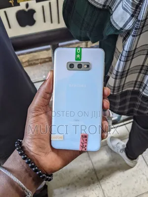 Samsung Galaxy S10e 128 GB White