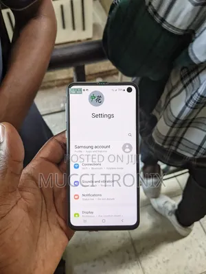 Samsung Galaxy S10e 128 GB White