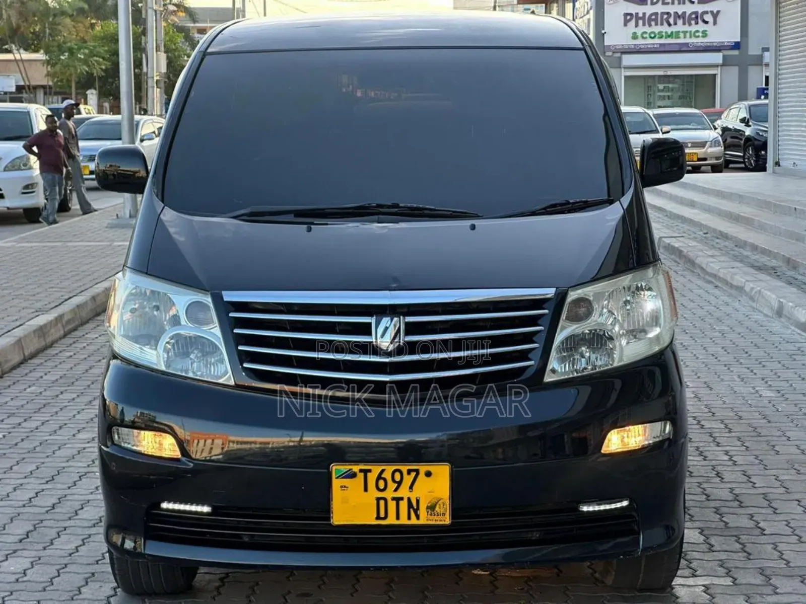 Toyota Alphard 2004 Black
