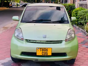 Toyota Passo 2004 Green