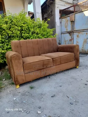 Sofa La Watu Wawili