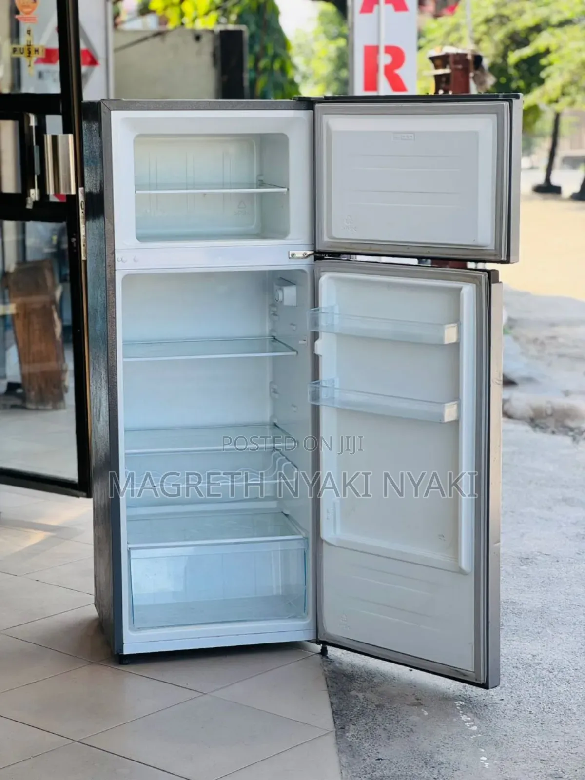 Friji Hisense Liter 205