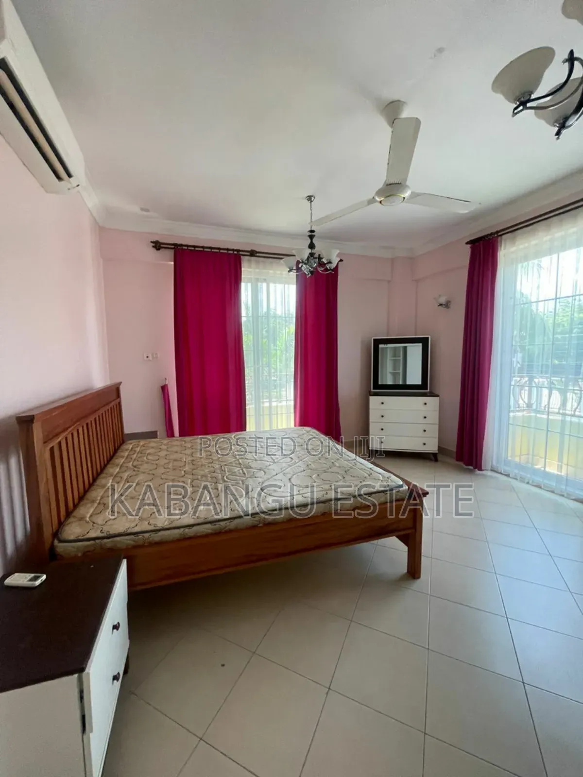 Furnished 3bdrm Apartment in Oysterbay for rent