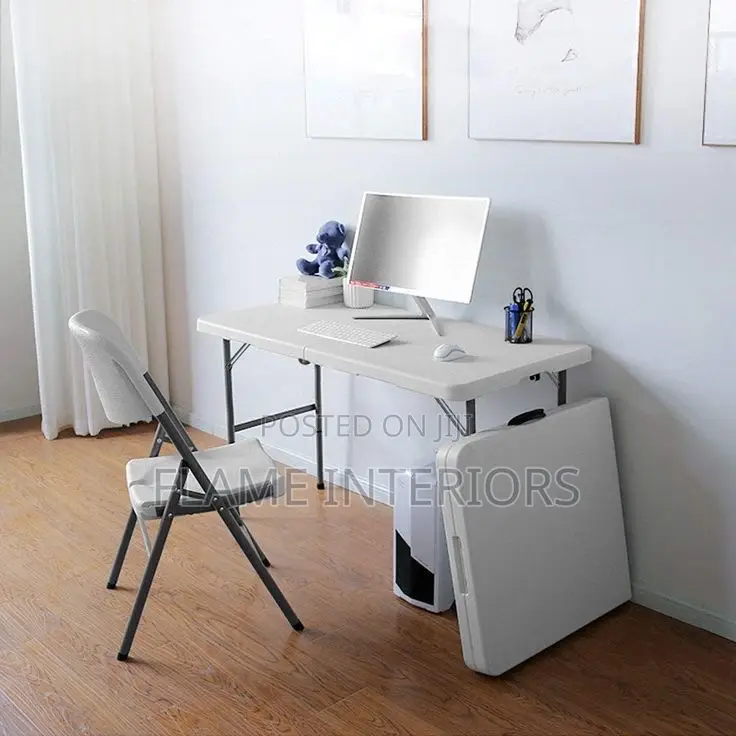 Foldable Table