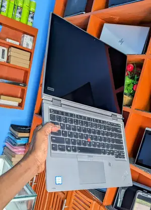 Laptop Lenovo ThinkPad X390 Yoga 8GB Intel Core I5 SSD 256GB