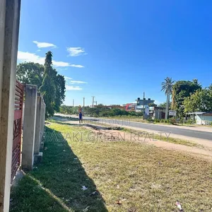 Plot for Sale at Ununio
