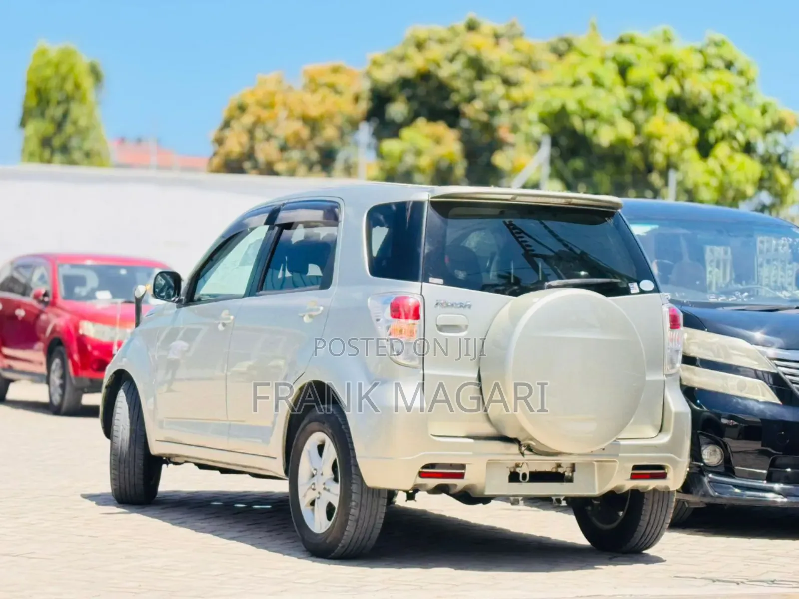 Toyota Rush 1.5 RWD 2009 Gold