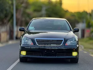Toyota Crown Royale 2005 Black