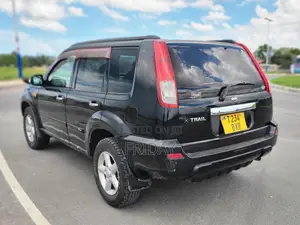 Nissan X-Trail 2.0 Comfort 2004 Black