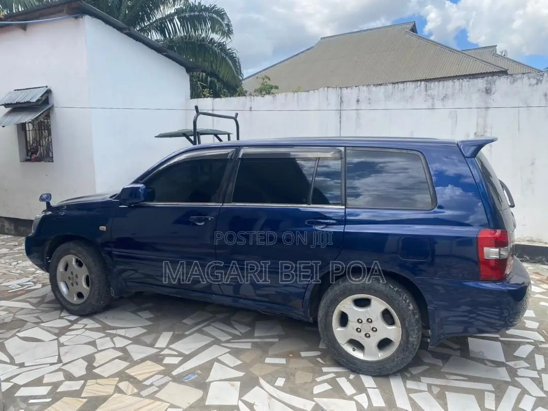 Toyota Kluger 2005 Blue