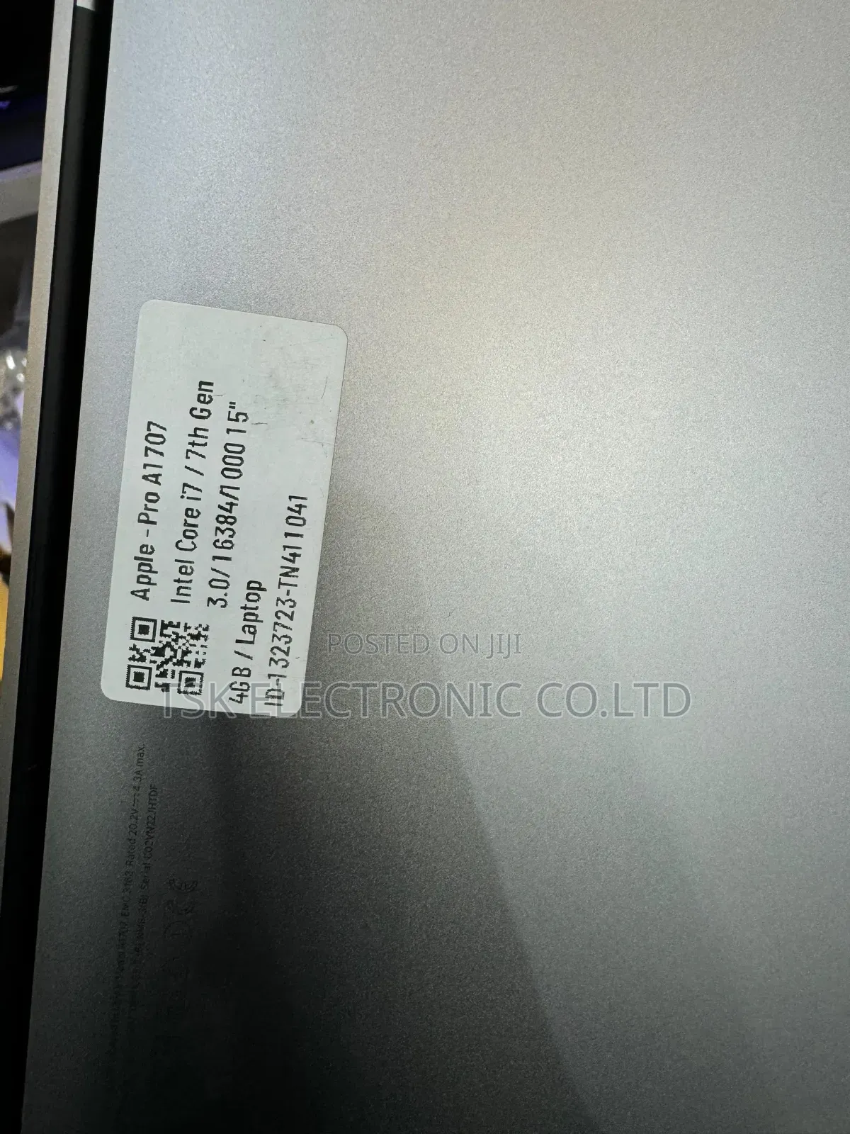 Laptop Apple MacBook Pro 2017 16GB Intel Core I7 SSD 1T